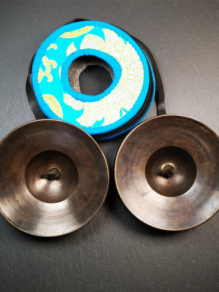 Gandhanra 9.5cm Tibetan Cymbals, Tingsha Bell,Buddhism Ritual Implement,Handmade in Nepal,Special Buddha Pattern