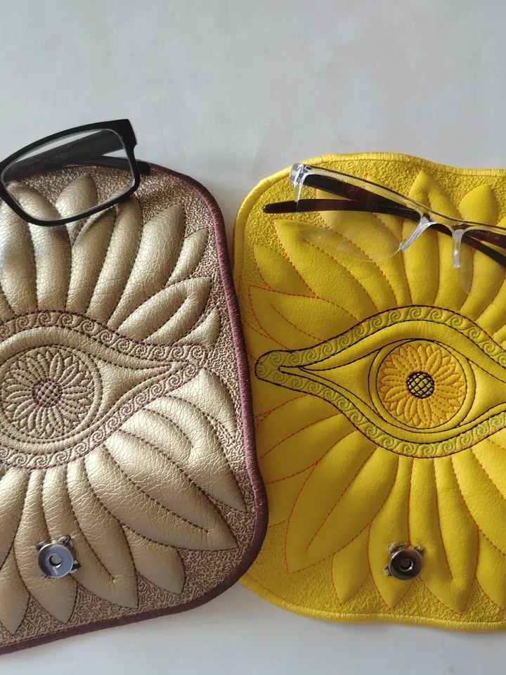 Machine Embroidery Design Eyeglass case In the Hoop