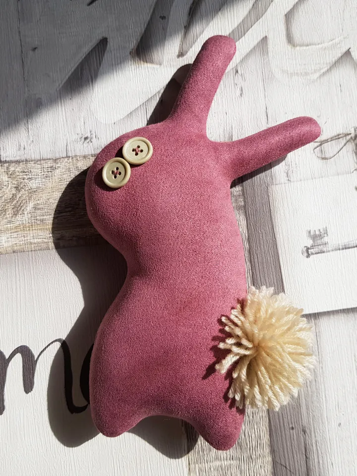 Bunny doll sewing pattern PDF digital tutorial in english, stuffed animal sewing diy