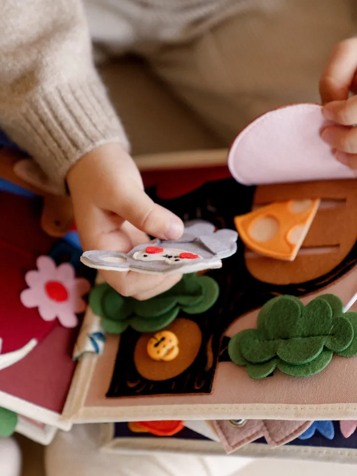 Quiet Book for Baby Toddlers, Montessori Woodland Felt Activity Book, Baby Travel Sensory Fely Toy, Educational Birthday Gift for Ages 1-3