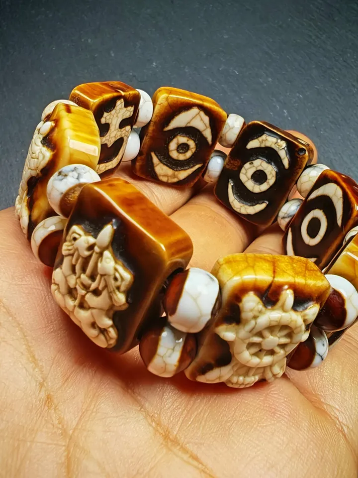 Gandhanra Tibetan Dzi Agate Ashtamangala Bracelet | Eight Auspicious Guardian Symbols | Blessed from Derge Tibet