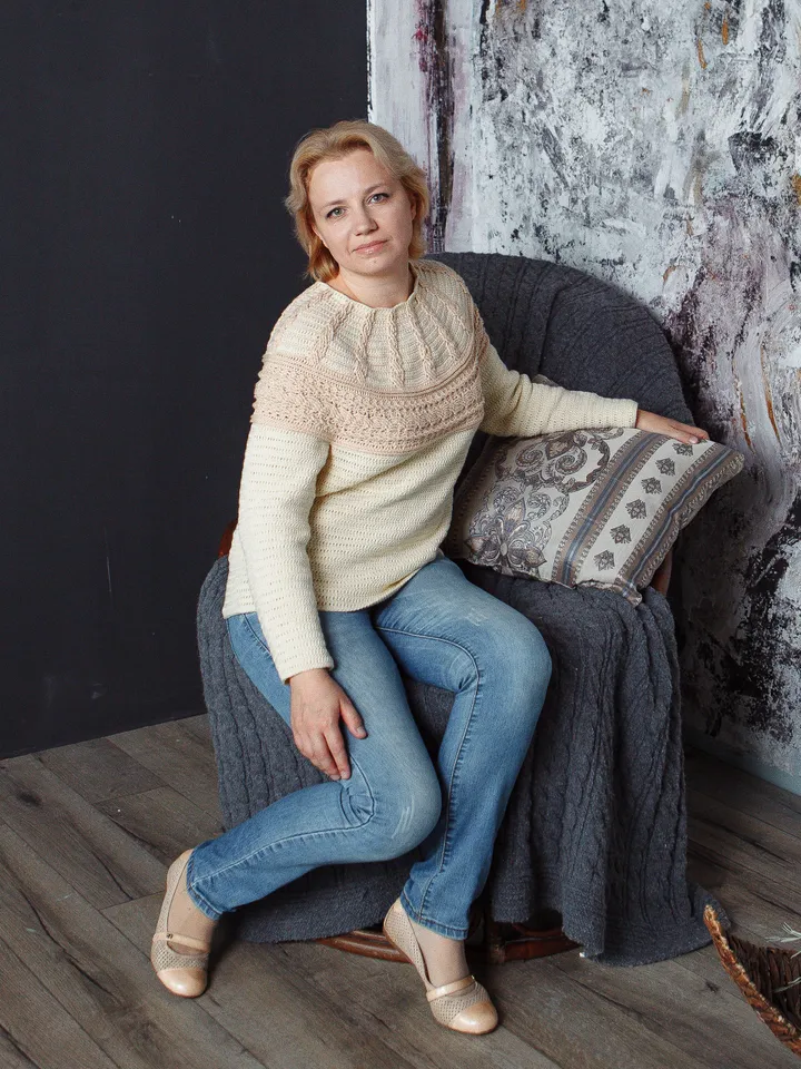 Top Down Cable Women's Pullover Sweater Crochet Pattern