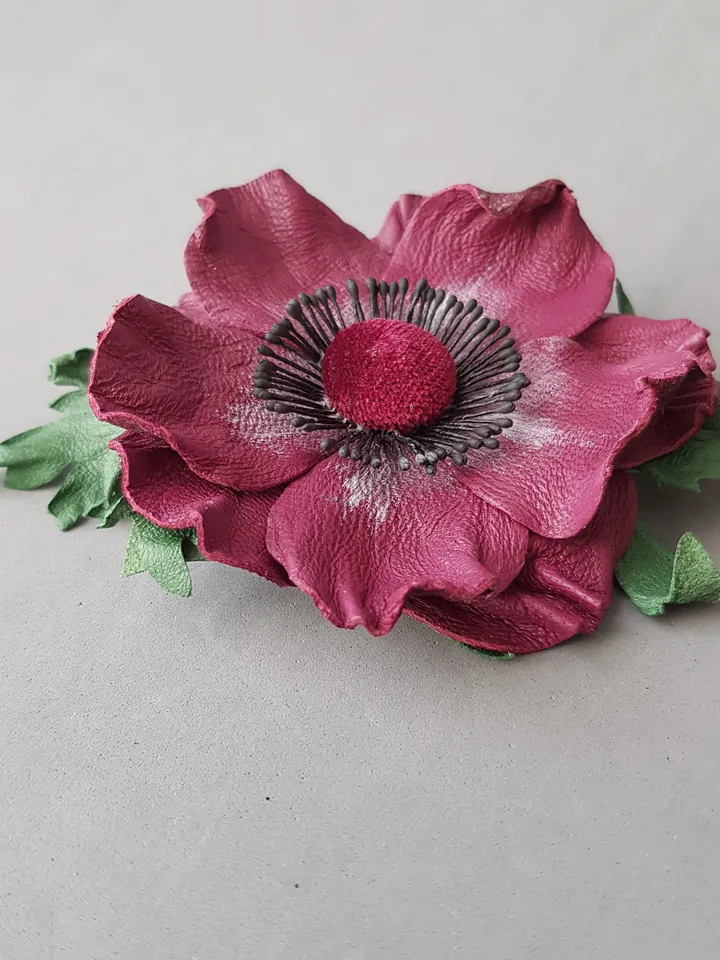 Bordo color leather brooch for her, Leather women's jewelry, art. 13