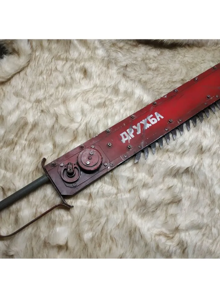 Chainsaw sword - w40k - wh40k - cosplay - chainsword - warhammer 40k - metal
