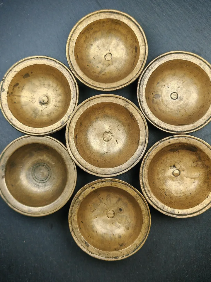 Gandhanra Authentic Tibetan Buddhist Butter lamp / Water Offering Bowls,Yonchap Bowls,Made of Brass,1 Set of 7 Bowls,2.7",100+ Years Old