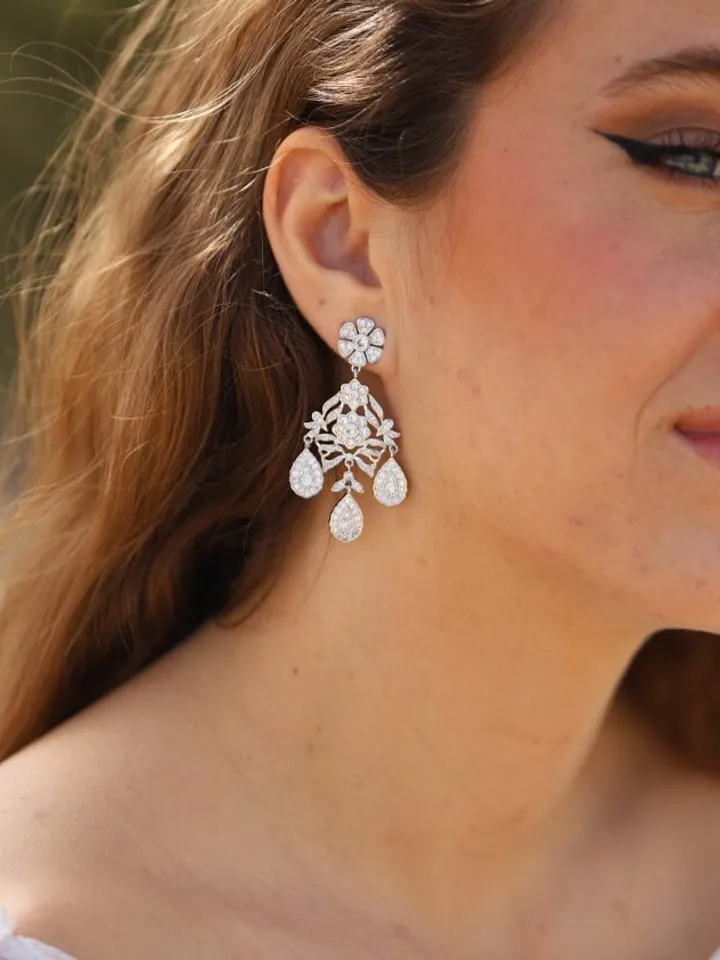 Elizabeth Taylor Wedding Earrings , Art Deco Bridal Earrings, Swarovski Crystal Wedding Jewelry, Chandelier Statement Earrings For Bride