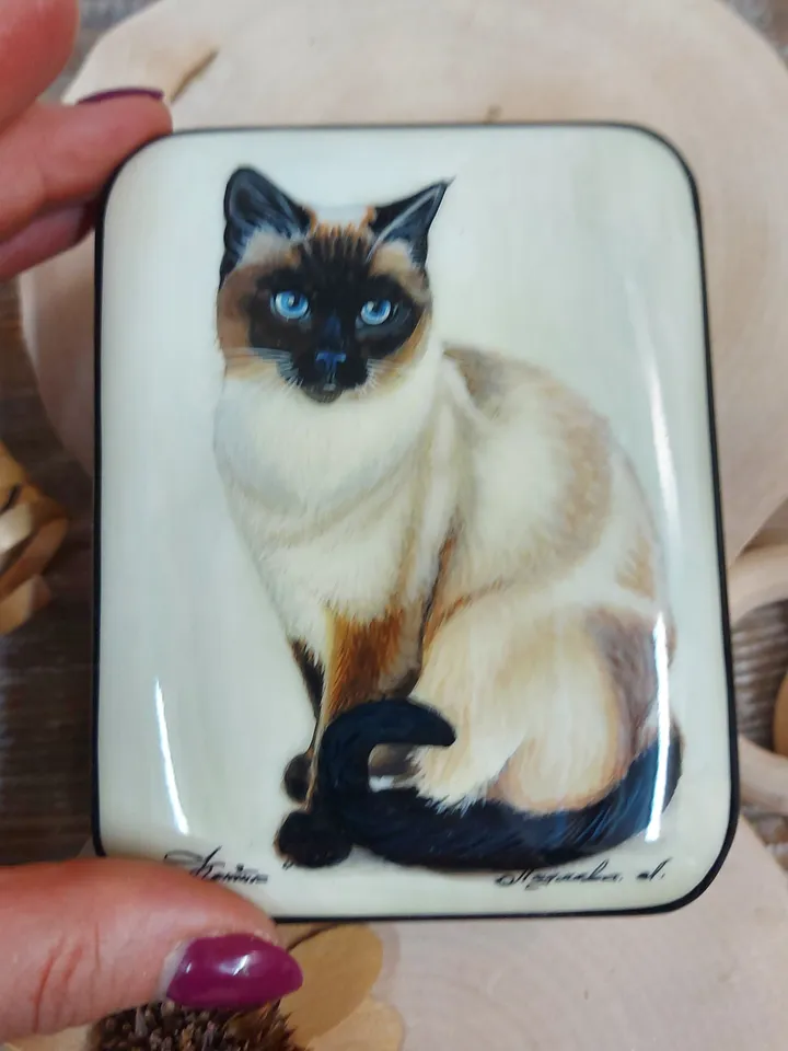 Nice Russian lacquer box "Siamese cat. Pet" Hand painted miniature, jewelry box, Gift for cat lovers, Art gift Fedoskino. New year's gift