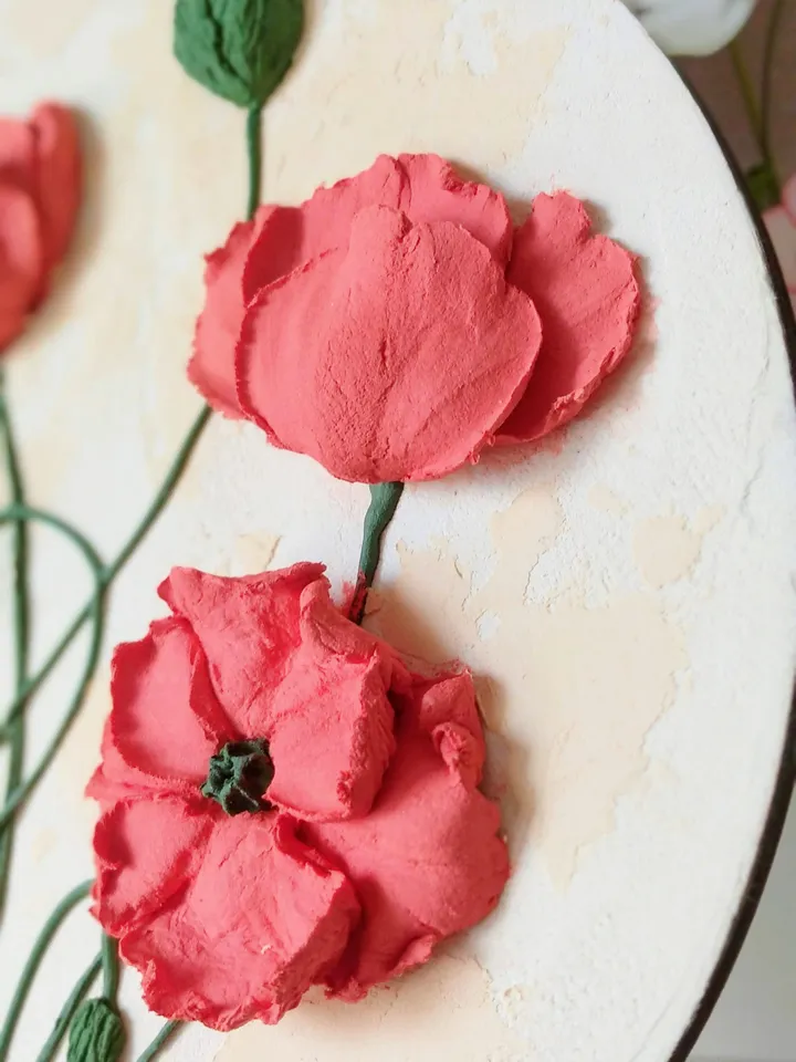 Round painting with 3D red poppies Poppies wall decor for Gift for woman Floral painting Wildflower Home decor Mom gift