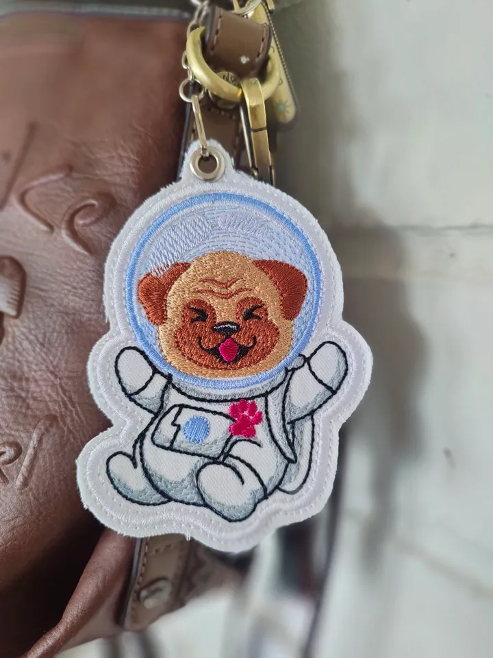 Machine Embroidery Design Pug Astronaut