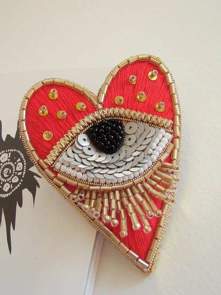 Heart eye brooch, embroidered brooch, beaded heart brooch, red brooch
