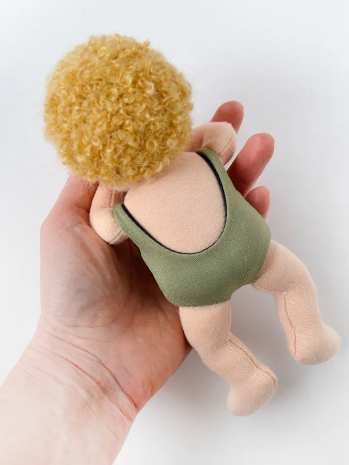 DIY Waldorf baby doll 7 inch (18 cm) tall. PDF sewing pattern and tutorial. Patterns of doll clothes as bonus!