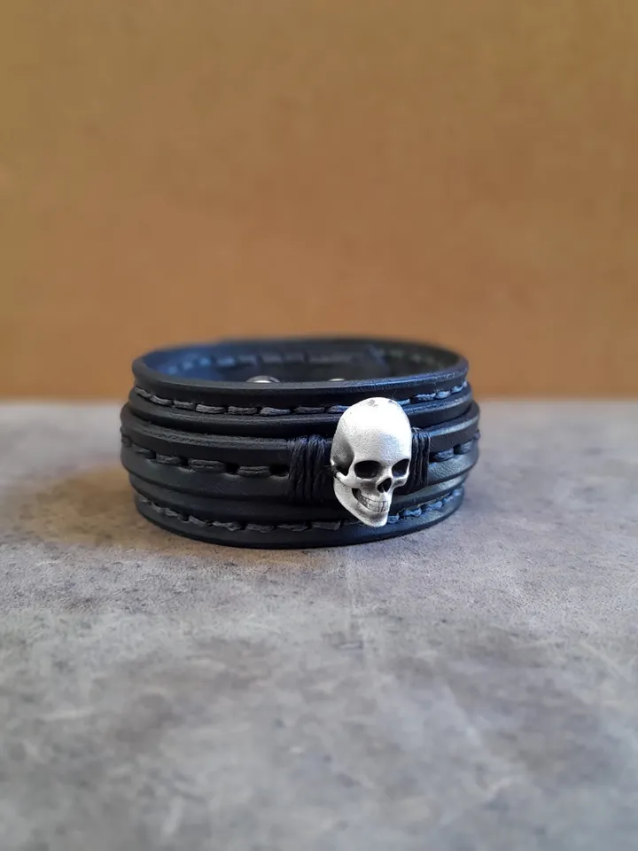 Mens Silver Skull Bracelet, Handmade Adjustable Full Grain Leather Black Cuff, Bikers Bracelet, Oxidized Silver 925 Real Xray Skull Replica