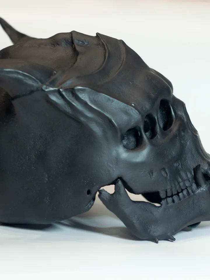 Three-eyed black demon mask with moving jaw, resin skull mask, demon skull, halloween mask scary, custom cosplay mask, creepy mask