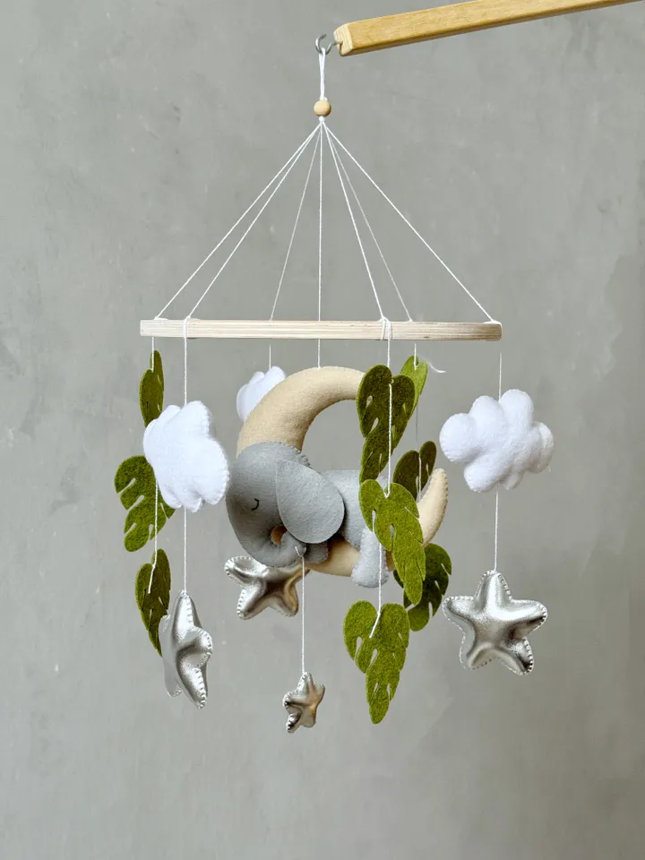 Elephant mobile baby neutral, Safari crib mobile baby, Jungle baby mobile elephant