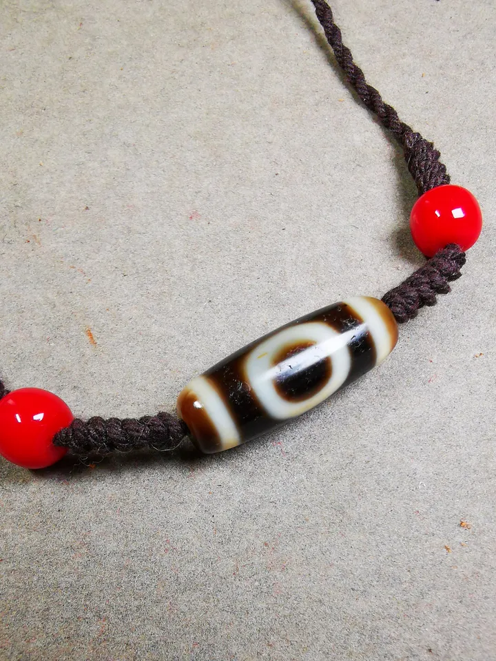 Gandhanra Antique Tibetan Dzi Bead Necklace,Sky & Earth Dzi (30 Years Old) + Agate Beads, Attract Wealth and Good Luck