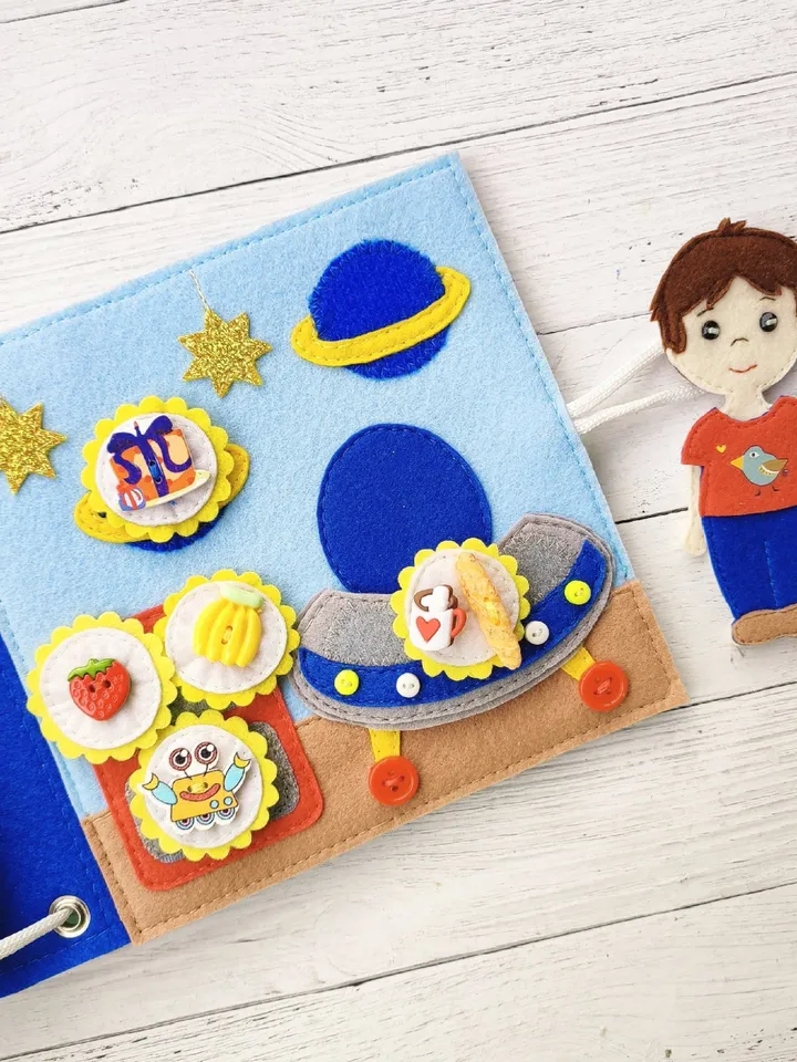 Quiet book pattern, Boys Dollhouse pattern, Felt book pattern pdf, Felt doll Pattern with clothes set, Dress up Doll, Busy book pattern