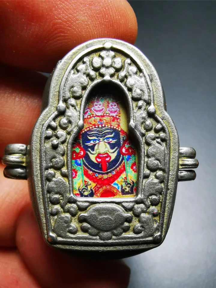 Gandhanra Antique Handmade Gau Ghau Shrine,Shri Devi,Drashi Lhamo,Zashi Lhamo ,Mini Tibetan Buddhist Altar Amulet Pendant