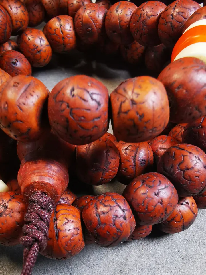 Gandhanra Antique Big Bodhi Beads Mala Necklace,49 inches 108 Prayer Bead for Meditation