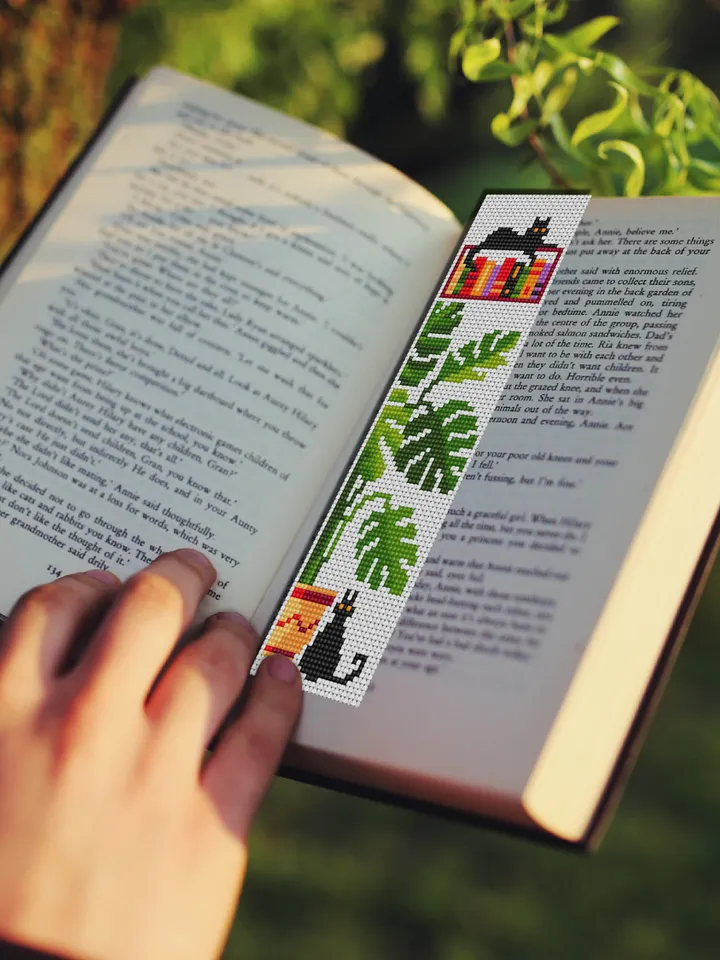 Bookmark cross stitch pattern digital PDF Modern handmade bookmark Cute cat embroidery beginners Instant download Plant cross stitch #B8