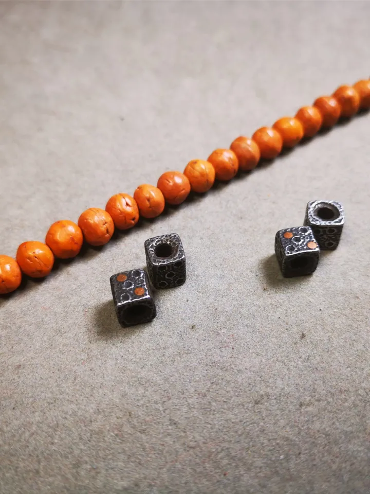 Gandhanra Handmade Tibetan Mala Spacer Beads,Cold Iron Dice Marker Beads for Prayer Beads Necklace Accessories,0.3" × 0.3"