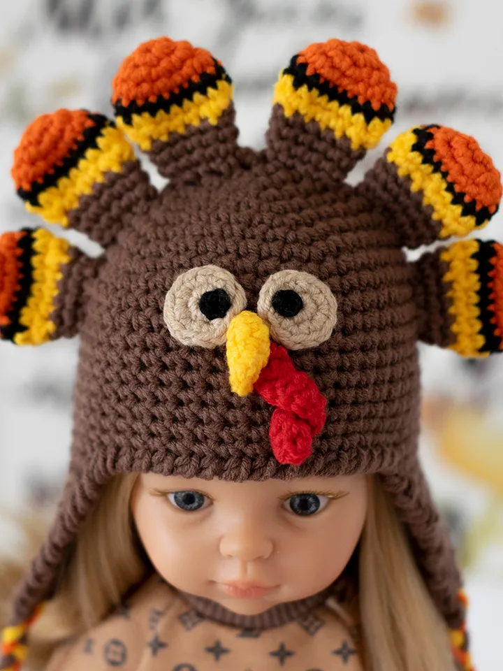 Crocheted Turkey hat for Paola Reina doll, Meadowdolls Dumplings, Little Darling, Siblies Ruby Red for Thanksgiving Day