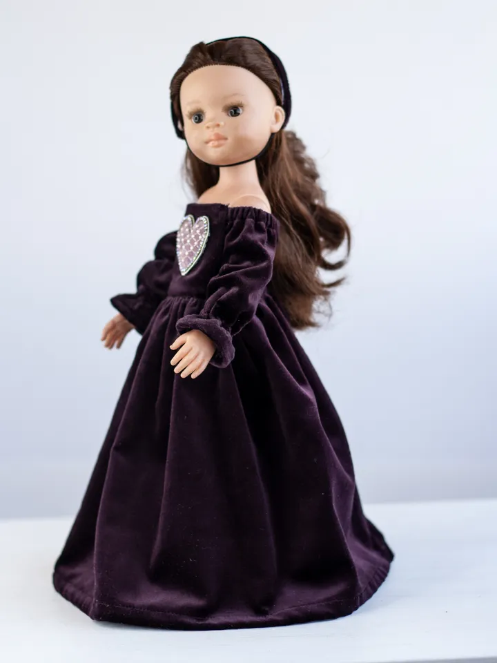 Fluffy long velvet dress for 13 inch dolls, Dianna Effner Little Darling, Paola Reina amigas, waist 13 - 14,5 cm