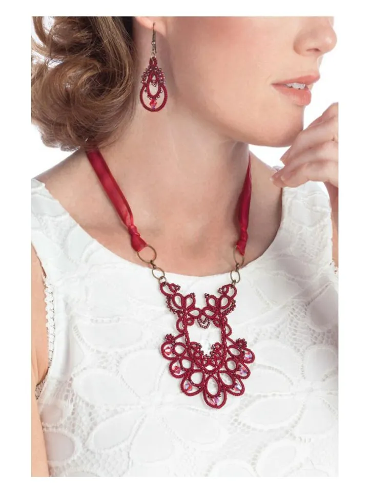 Woven jewelry with beads and beads