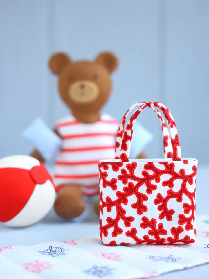 PDF 7-piece Beach Set for Large Doll (Clothes and Accessories) Sewing Pattern