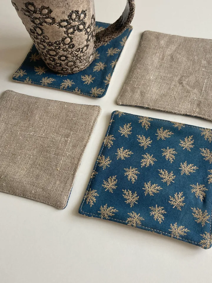 Mug holder Set of 5 Linen coasters 4.5'' x 4.5''