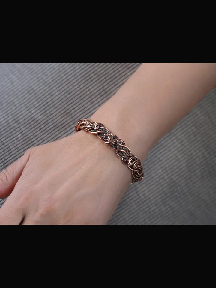 Handmade copper bracelet Unique wire wrapped metal bangle Antique style jewelry