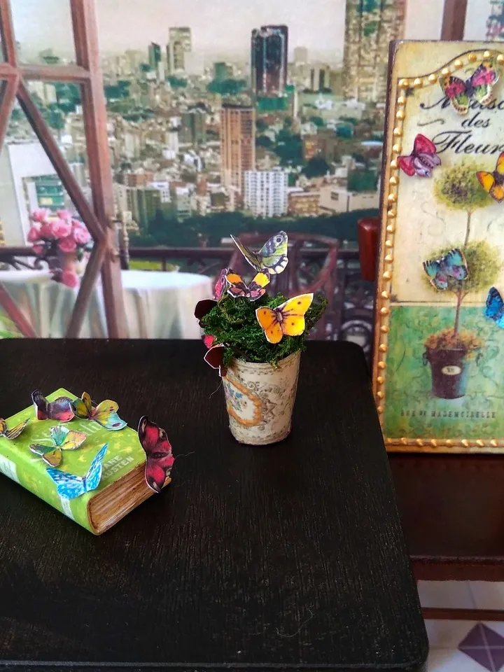 Accessory set.Dollhouse miniature.1:12 scale.