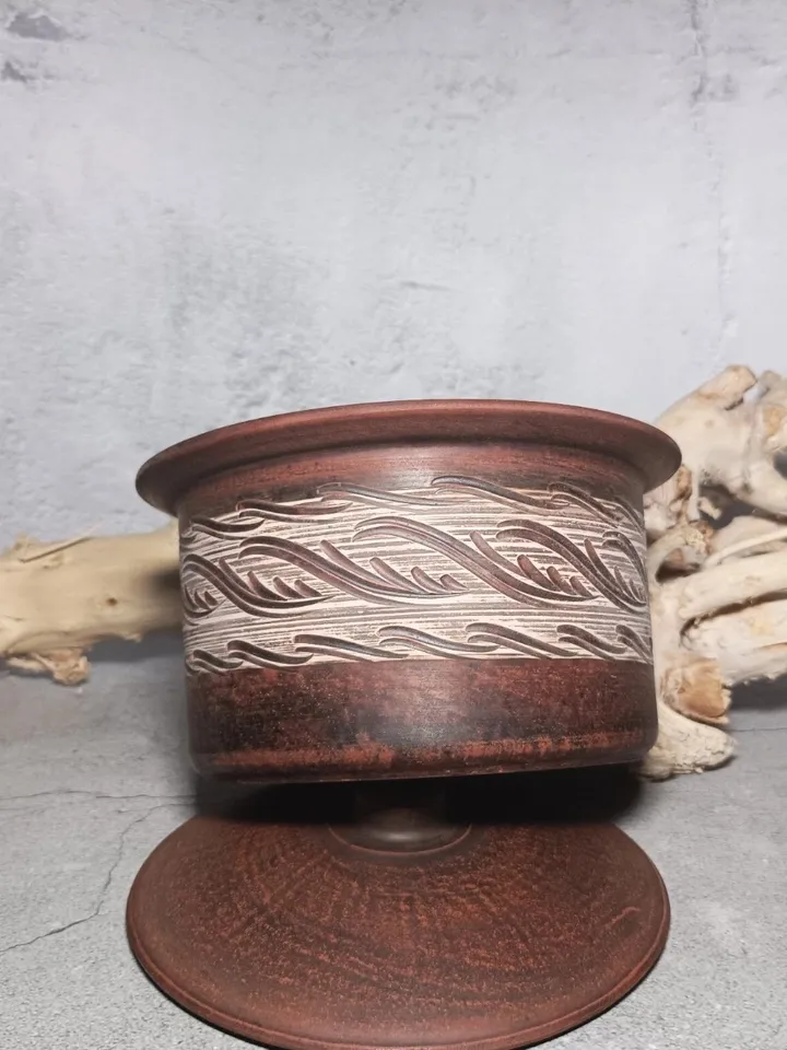 Ceramic Casserole of Red clay. Handmade pottery clay 59.83 fl.oz