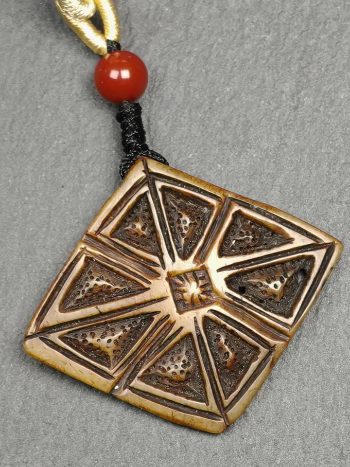 Authentic Vajra Mandala Kapala Pendant,Gandhanra Old Tibetan Buddhism Amulet,Protective Charm,38mm × 32mm
