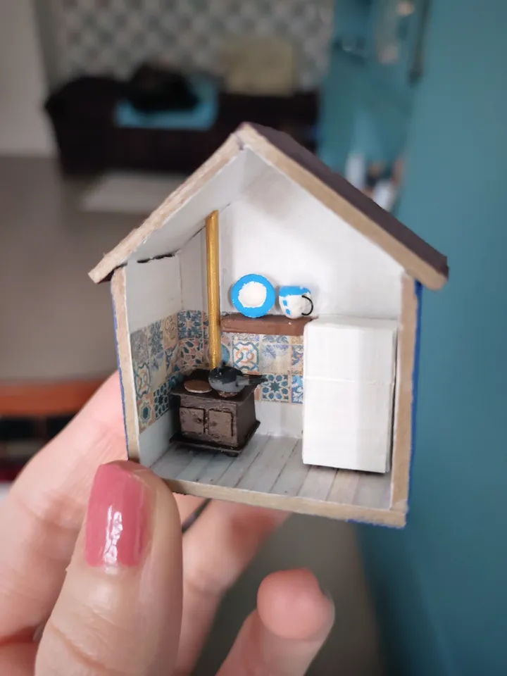 Micro Dollhouse Retro Kitchen Mini with Furniture scale 1:100