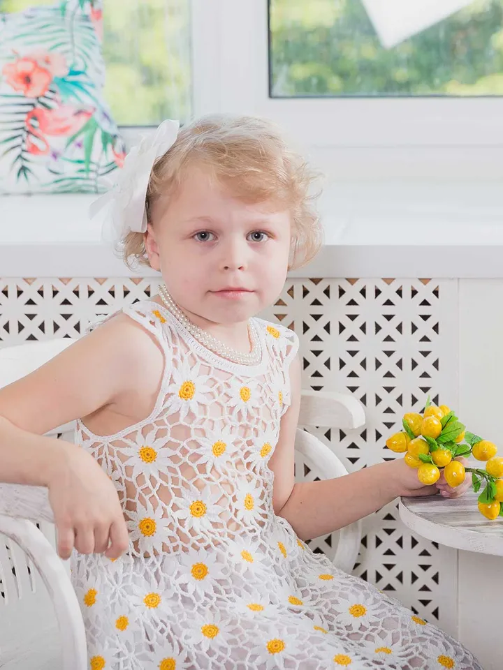 Floral Crochet Dress Pattern – Chamomile Dress for Girls