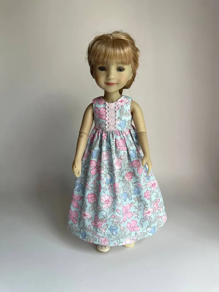 Ruby Red Fashion Friends and Wellie Wishers dress pattern.