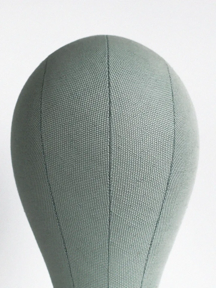 mint MANNEQUIN HEAD