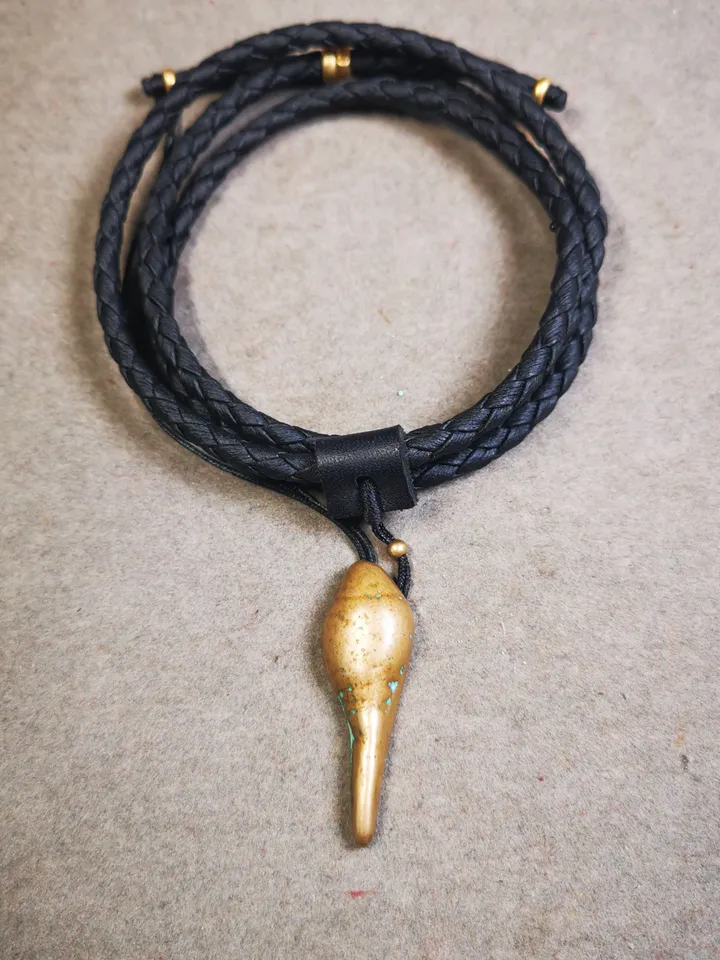 Gandhanra Handmade Small Shankha(Divine Conch) Badge,Tibetan Buddhist Protective Amulet Pendant,Made of Lima Brass