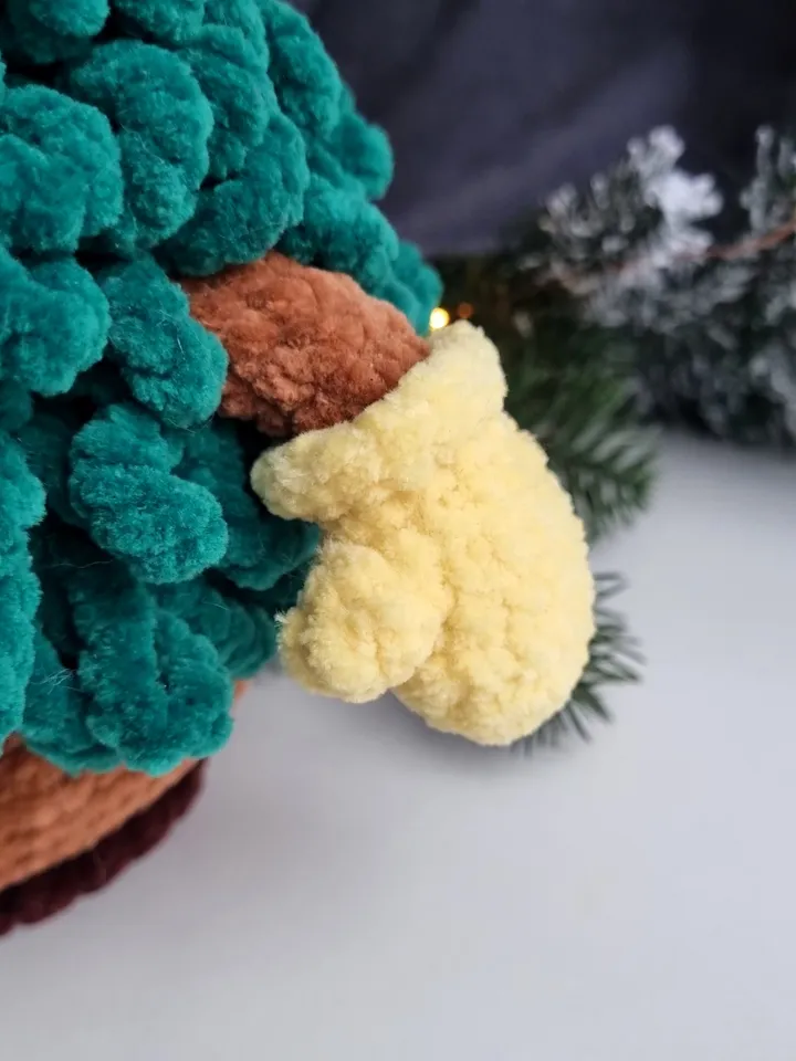Crochet Christmas tree gnome pattern. Crochet tree pattern. Amigurumi Christmas tree. Crochet gnome pattern. Crochet Christmas decor