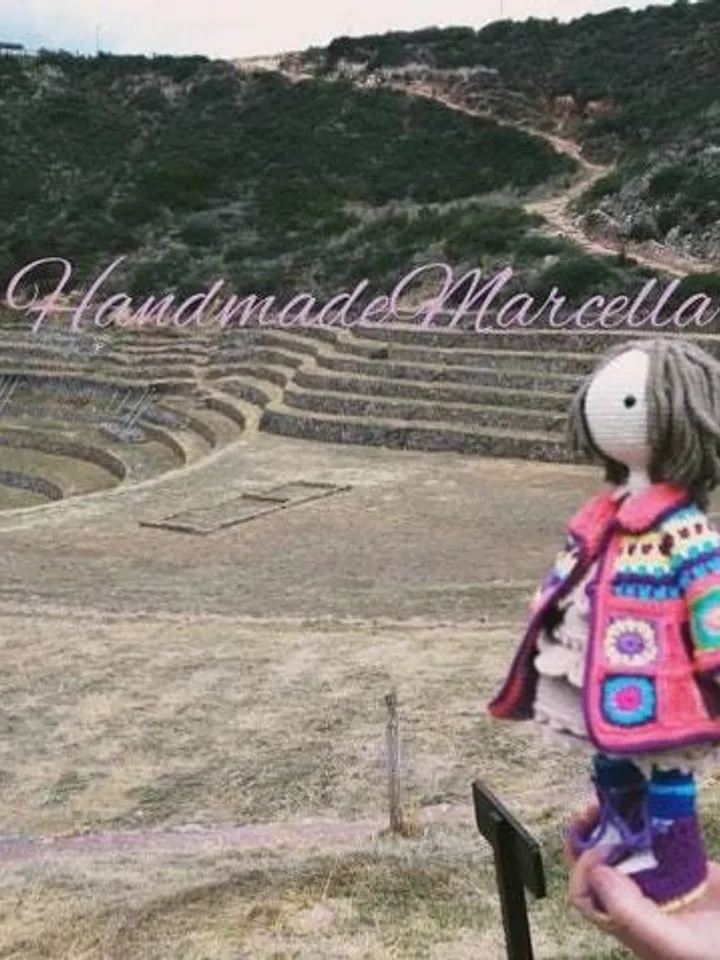 Zoey Doll β Hippie Amigurumi Doll 32 cm β Articulated Crochet Doll β Handmade Cotton Collectible β Boho Gift β By HandmadeMarcella