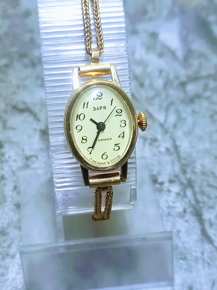 Vintage watch: Soviet women's watch Zarya 1509