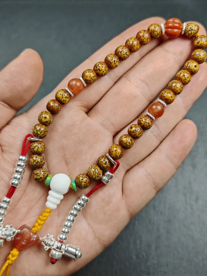 Gandhanra Authentic Tibetan Handhold Wrist Mala - 7.7mm Old Lotus Seed Beads Bracelet - Portable Buddhist Prayer Beads for Meditation