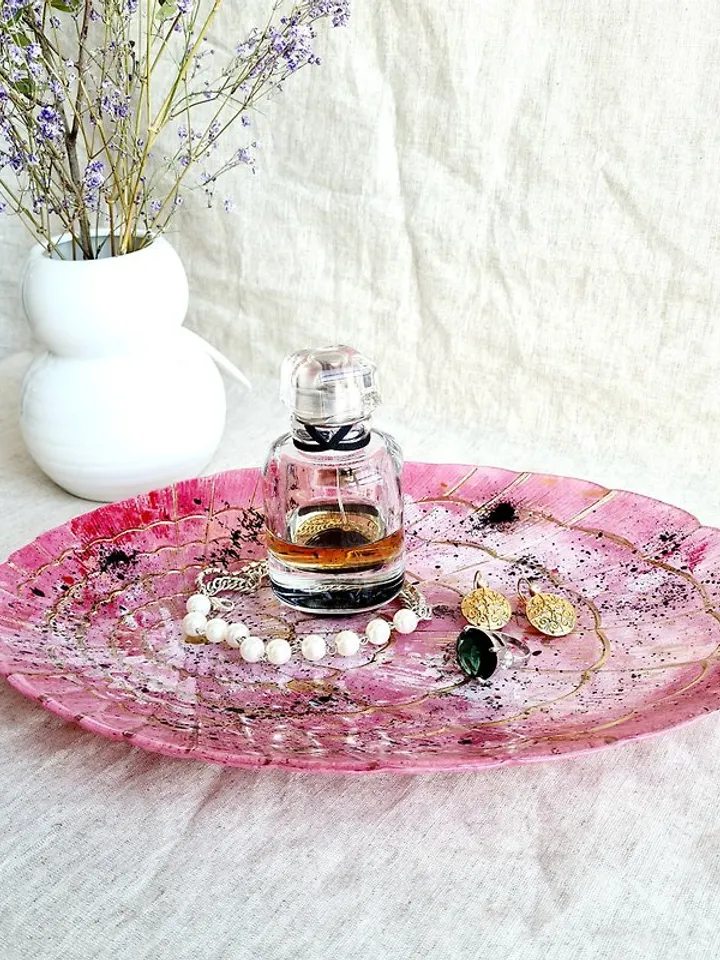 Hand Paint Pink Glass Plate for Exquisite Jewelry, Large Shell Pink Glass Plate