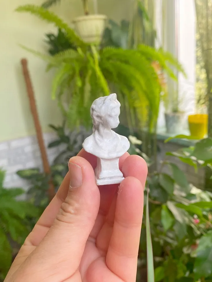 Figurine for the puppet museum. Dollhouse miniature. 1:12. Doll accessories.