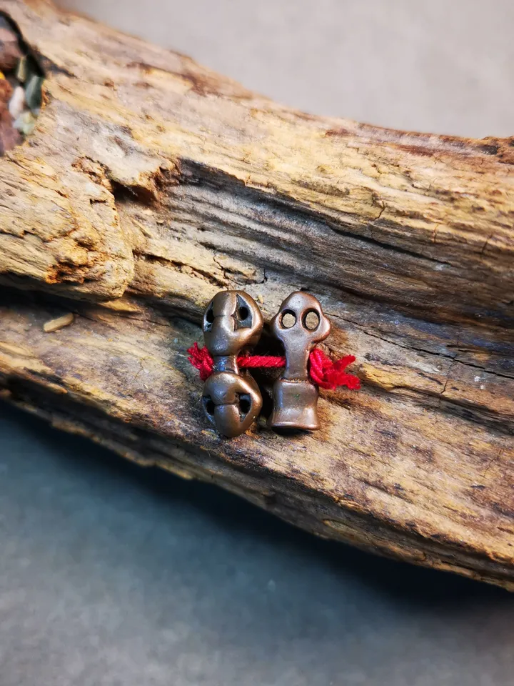 Gandhanra Handmade Tibetan Amulet Pendant,Mini Vajra and Dorje Bell, Mala Marker Bead Accessories, Made of Red Copper