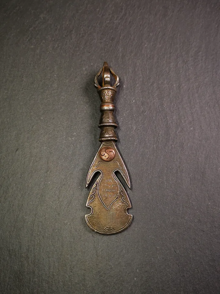 Gandhanra Handmade Tibetan Amulet,Kartika(knife of the dakinis), Trantic Buddhism Ritual Implement, Altar Tools,Made of Cold Iron,4.33"