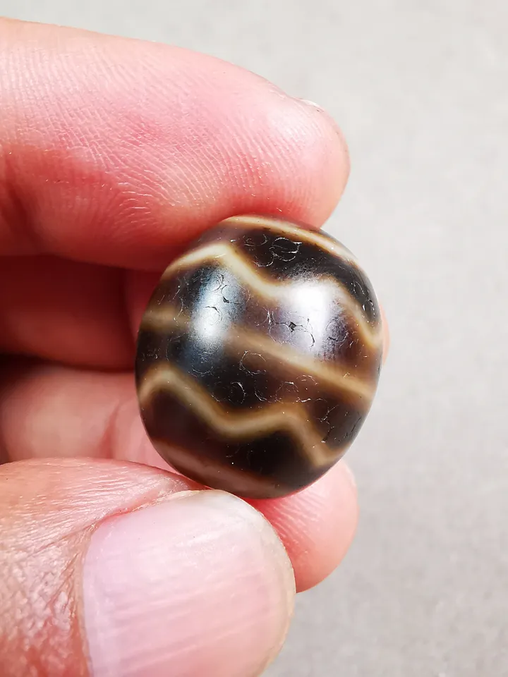 Gandhanra Tibetan Round Fortune Wave Dzi Bead(Darrow or Taklok Dzi),Tibetan Chung,Wealth Amulet,Small Size 20*17 mm
