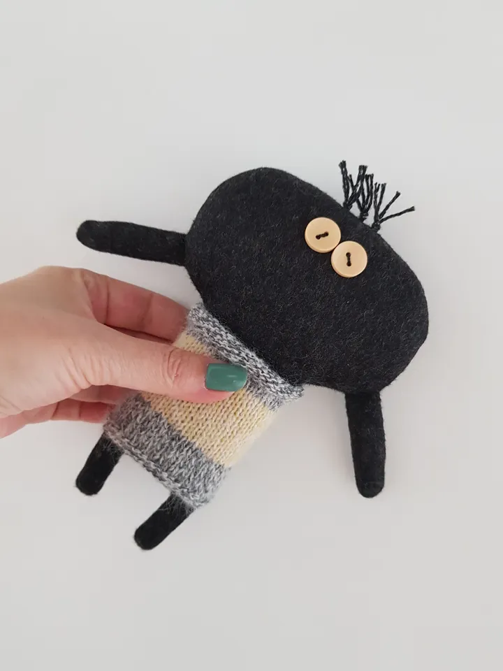 Black rabbit in sweater PDF digital Tutorial, bunny sewing pattern, sweater knitted pattern, Halloween doll sewing diy