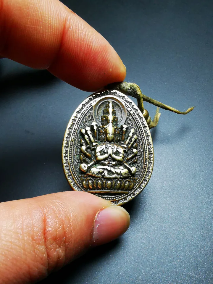Gandhanra Antique Tibetan Buddhist Protective Pendant,Double Sided Avalokitesvara Amulet,Padmapani,Kuanyin Pendant,Made of Brass