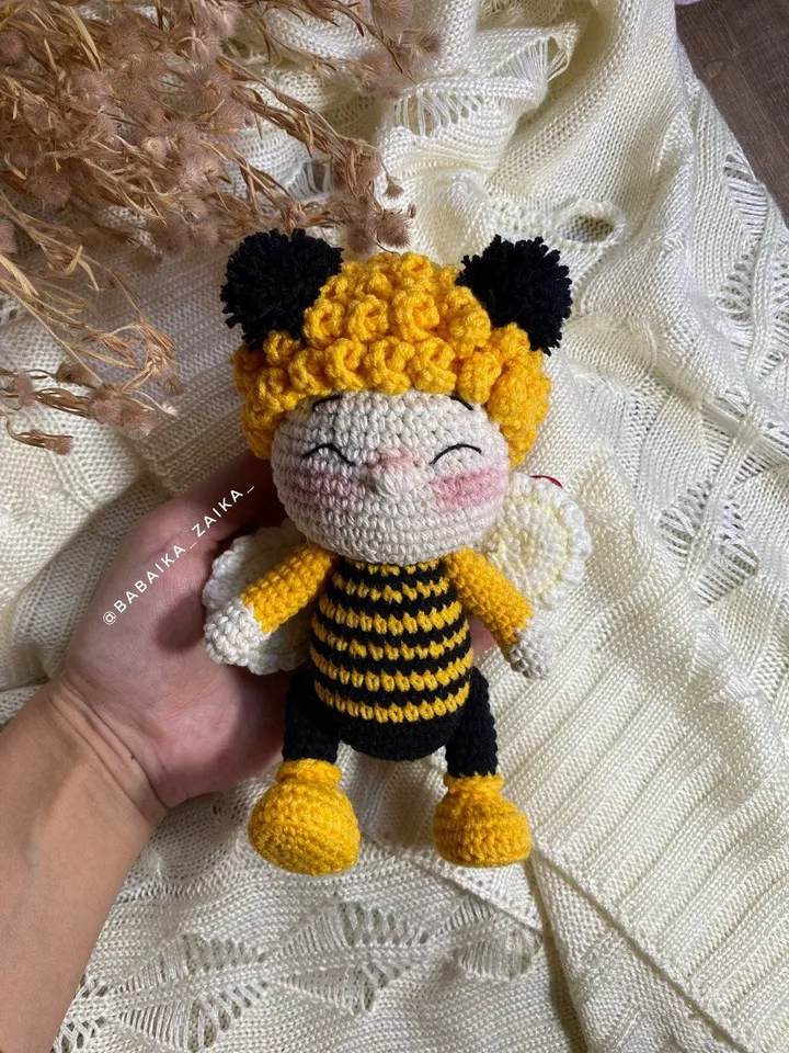 PDF Crochet Pattern Cute Baby Bee, Amigurumi bee pattern, Bee doll, Bee crochet doll pattern, amigurumi animal, Cute bee pattern